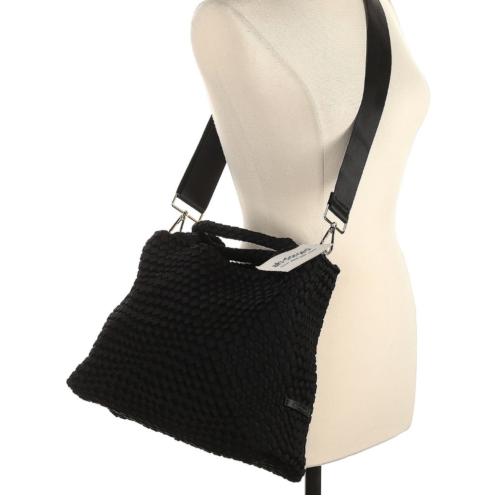 NWT Ah-dorned Black Woven tote bag with shoulder/crossbody strap - Picture 3 of 6